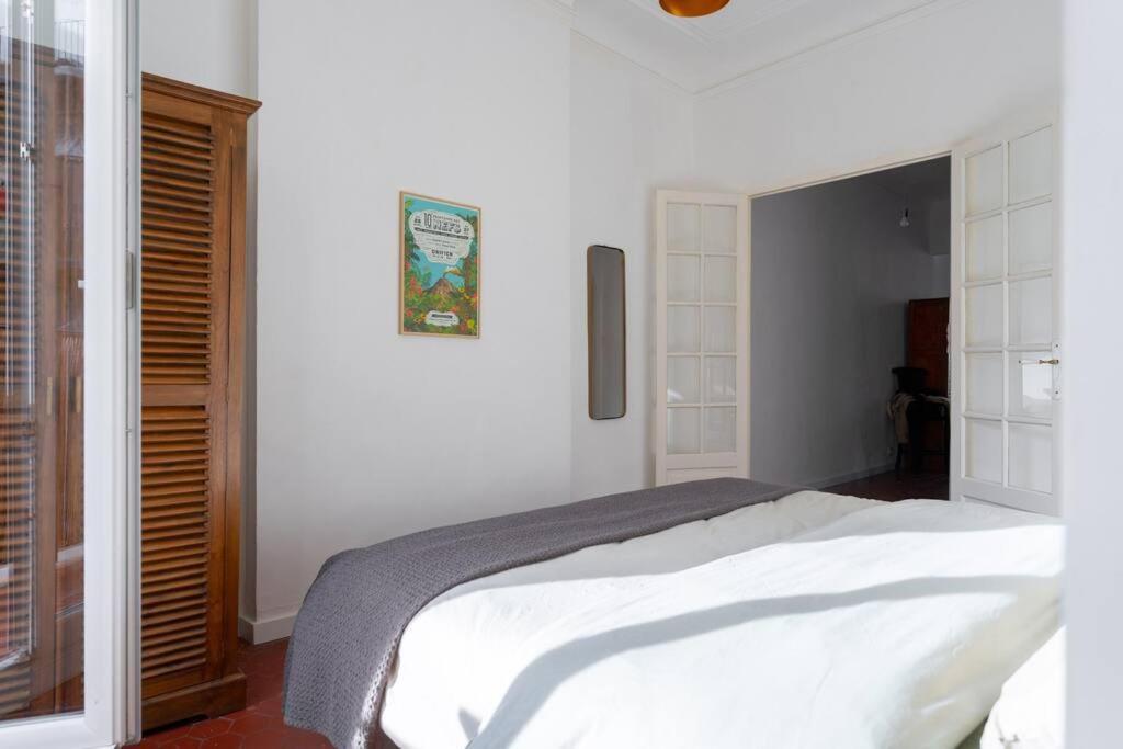 Superbe Appart, Central, Petit Balcon & Vue Place Marseille Ngoại thất bức ảnh
