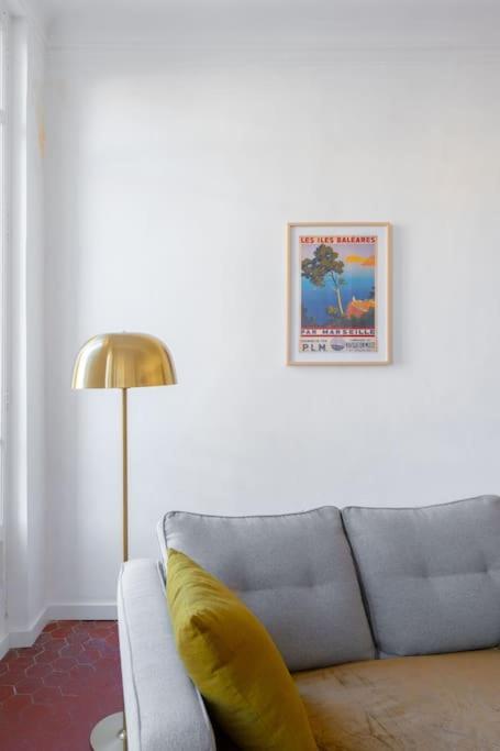 Superbe Appart, Central, Petit Balcon & Vue Place Marseille Ngoại thất bức ảnh