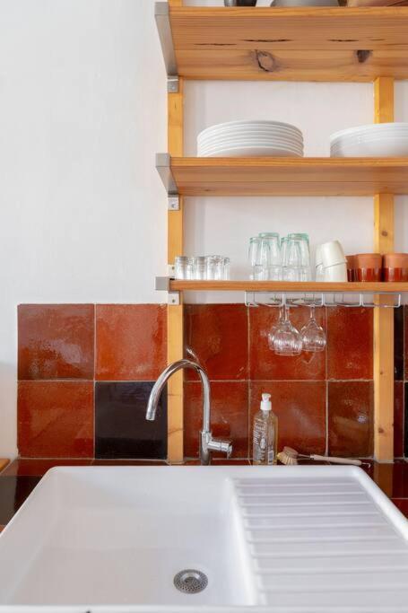 Superbe Appart, Central, Petit Balcon & Vue Place Marseille Ngoại thất bức ảnh